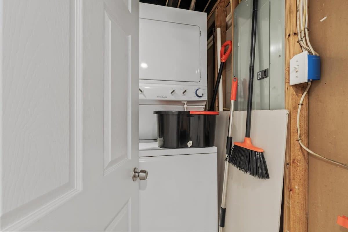 Garden-level 2-br In Historic Petworth Apartamento Washington